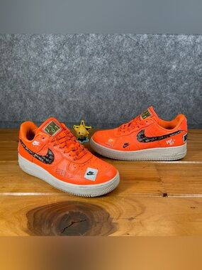 Nike Air Force 1 Low Just Do It Mens 6.5 / Womens Size 8 Orange Shoes AR7719-800